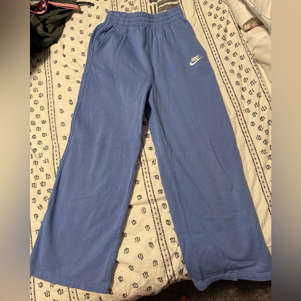 Nike Kids Joggers in Light Blue
